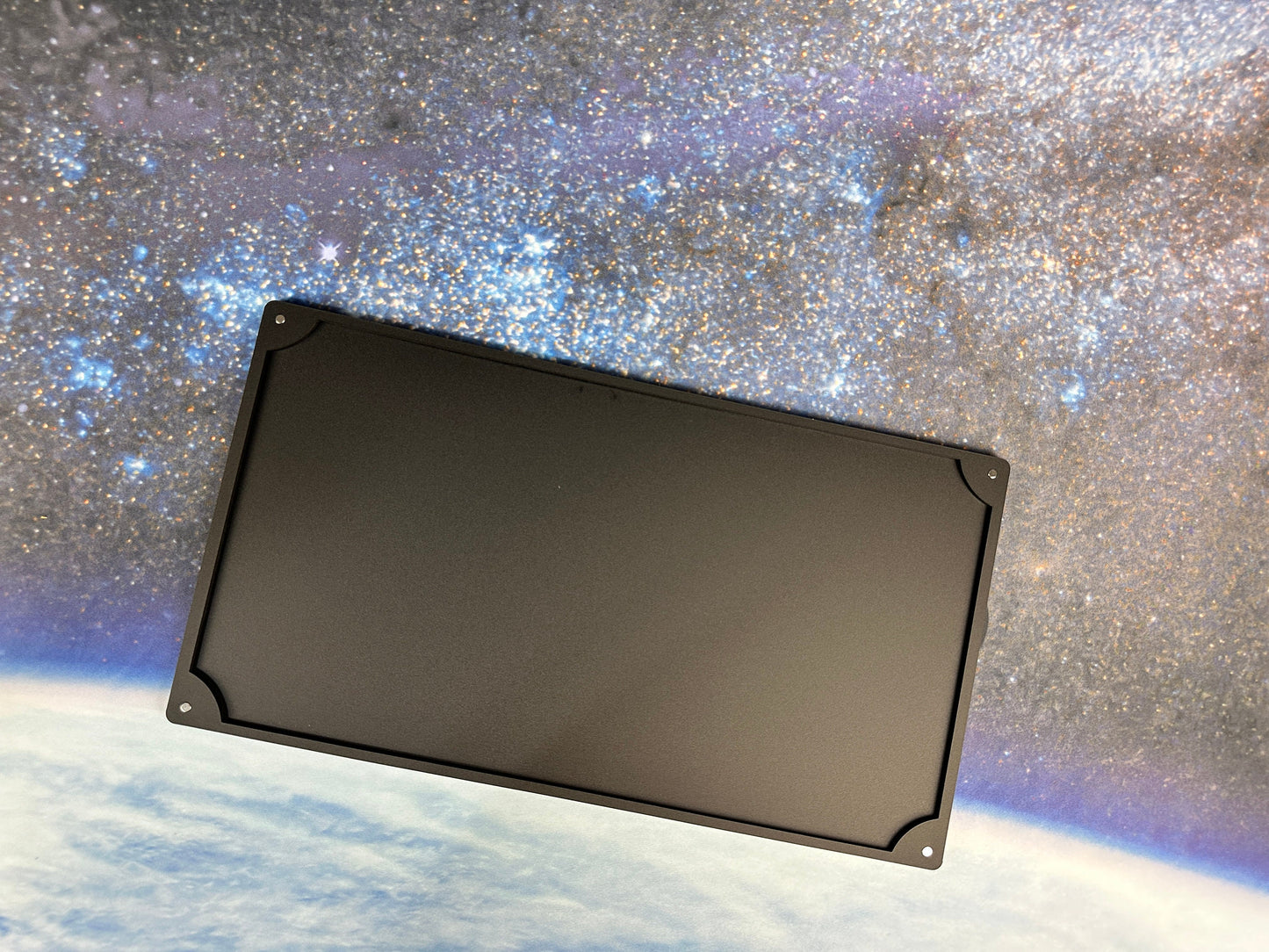 Wide Open Token Tray